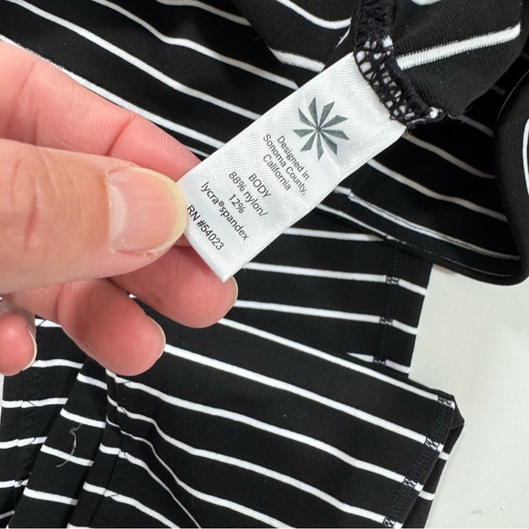 Athleta Elation Virasana Stripe Leggings 7/8 Length - Picture 6 of 9